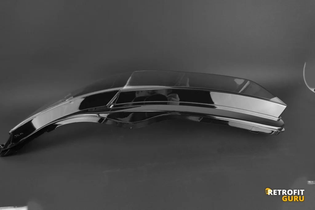Kryty světel Audi A6 C7 facelift 15-18 – levý kryt, další pohled