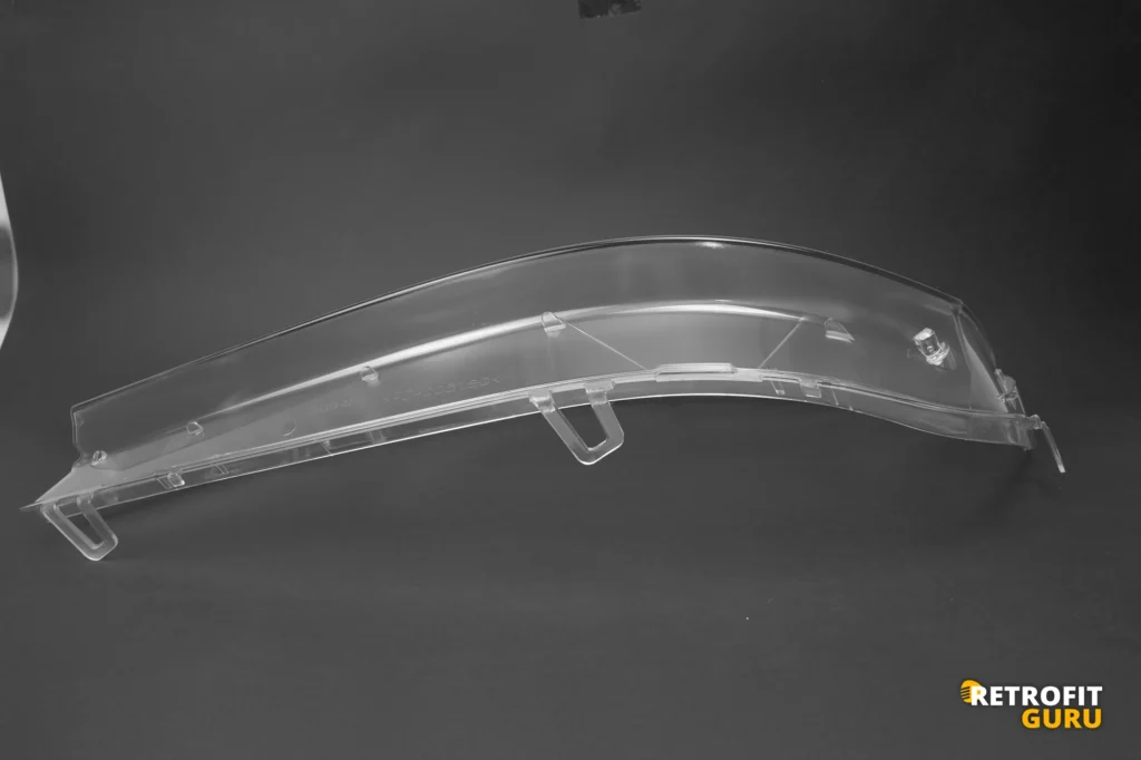 Kryty světel Mercedes ML W164 05-08 – pravý kryt, další pohled