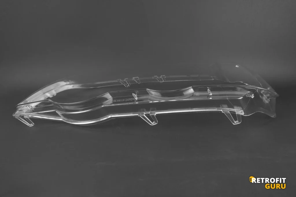 Kryty světel BMW X5/E53 99-03 – levý kryt, další pohled